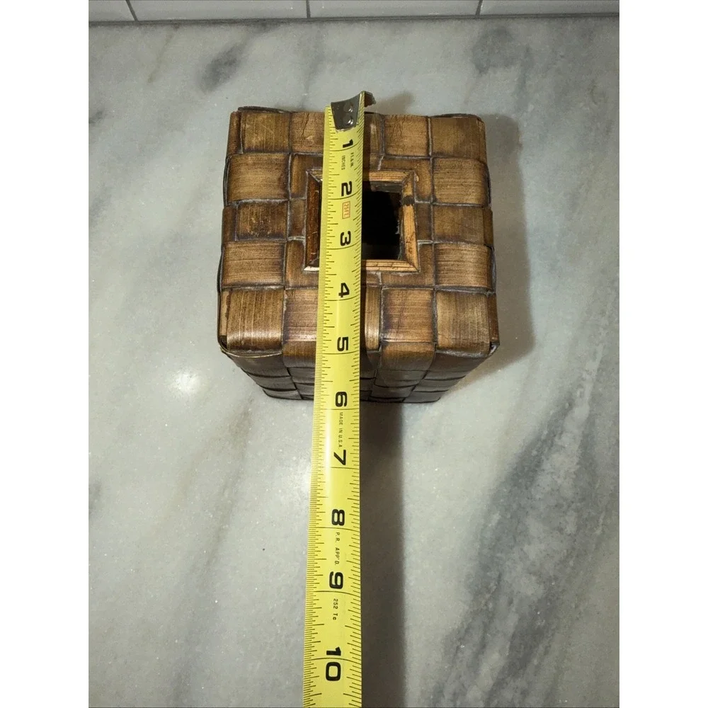 Dimara International Vintage Bamboo Tissue Box GW992